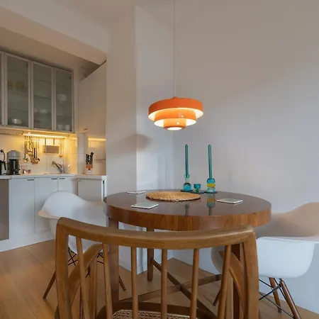 Apartment Ruhige Lage In Unterbilk Dusseldorf